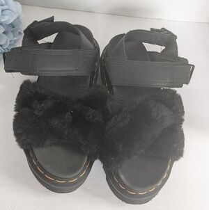 Dr.Martens Black Faux Fur Strap Sandals Sz 5